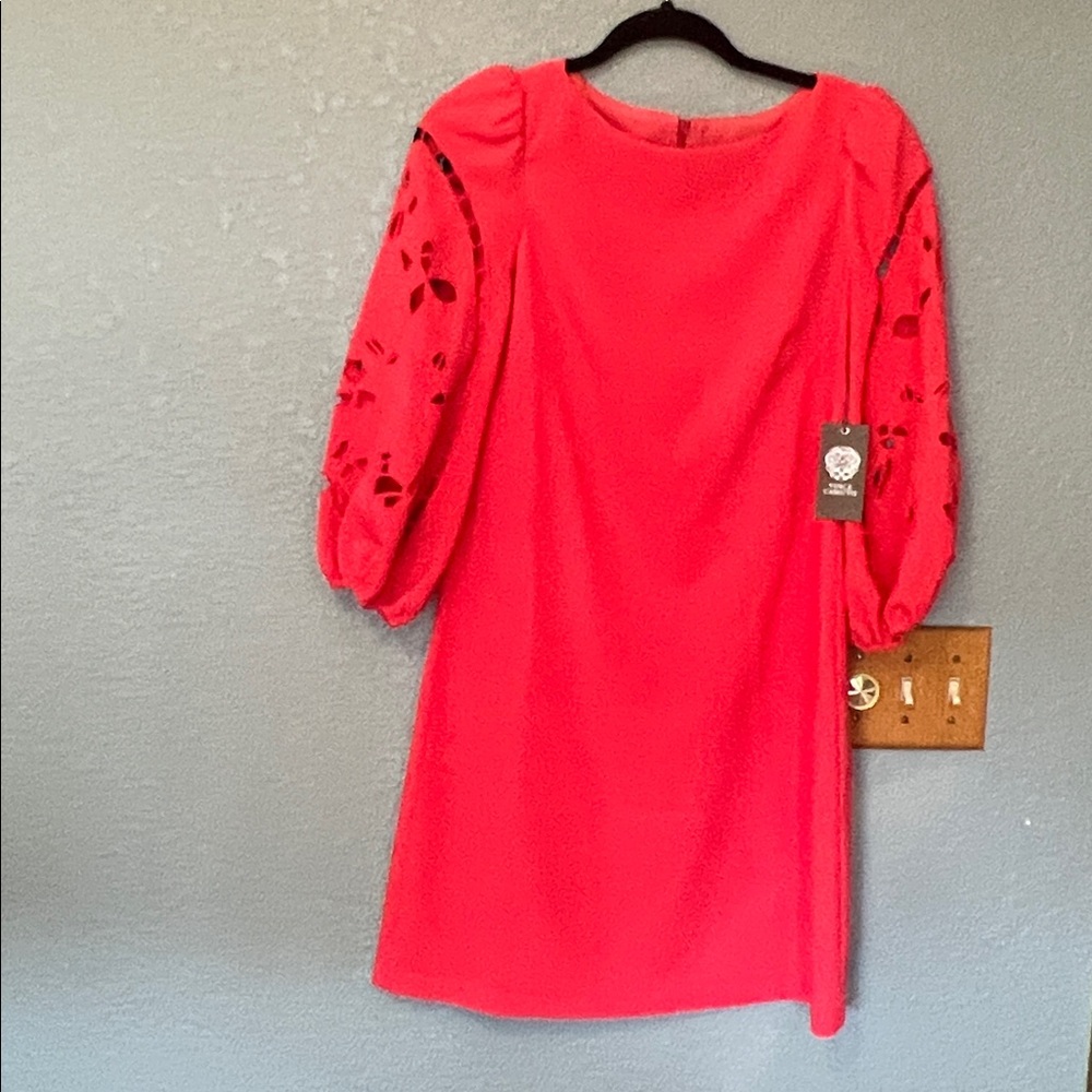 NWT Vince Camuto coral/red Eyelet Sleeve Shift Dress Puff Sleeve Mini ~ Size 2 - Picture 2 of 10